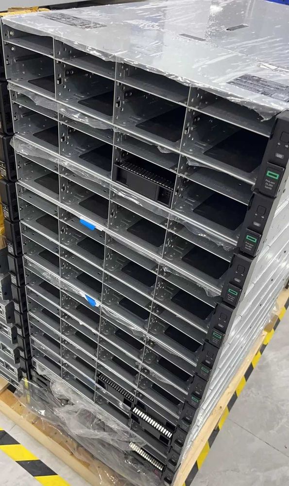 96TB | HPE Proliant DL380 GEN10 | 40 Cores / 80 vCPUS | 128GB DDR4